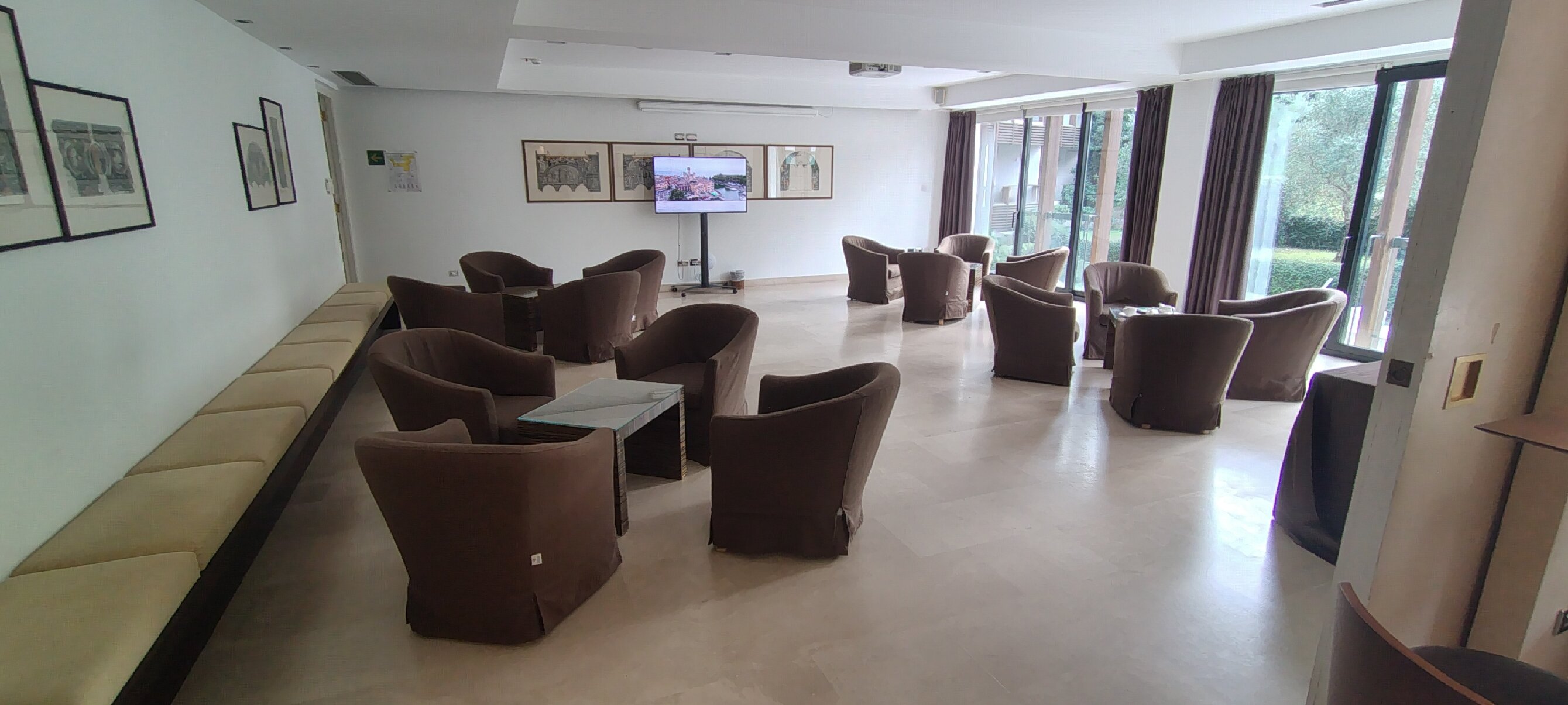 阿卡维瓦戴加尔达酒店-官方