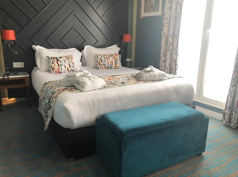 蒙马特艺术酒店主图