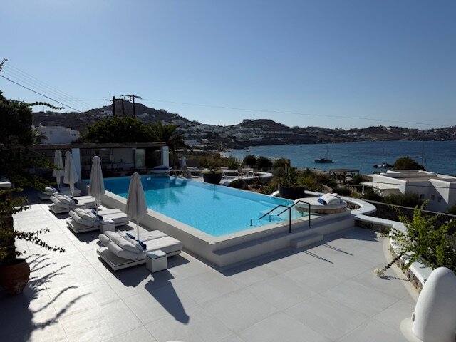 Katikies Mykonos-泳池