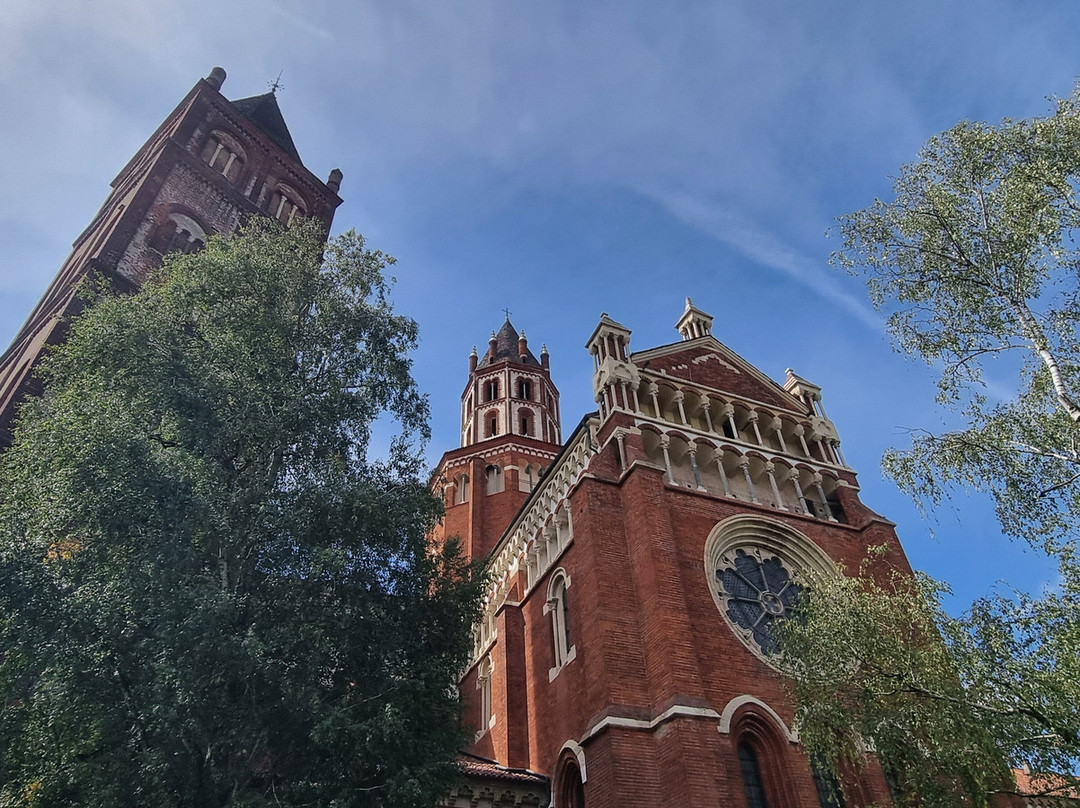 Basilica di Sant'Andrea-韦尔切利必去景点