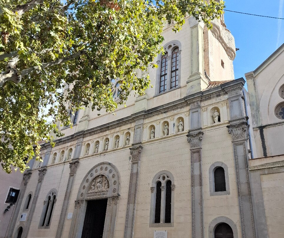 Basilica Santa Maria de Mataro-马塔罗必去景点