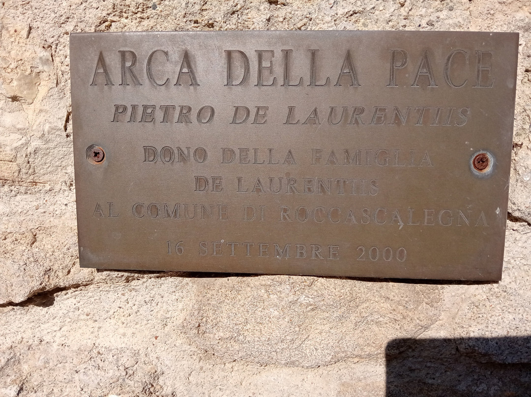 Arca della Pace-Roccascalegna必去景点