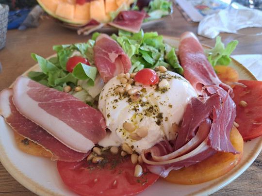 U spuntinu novu CHEZ MAX