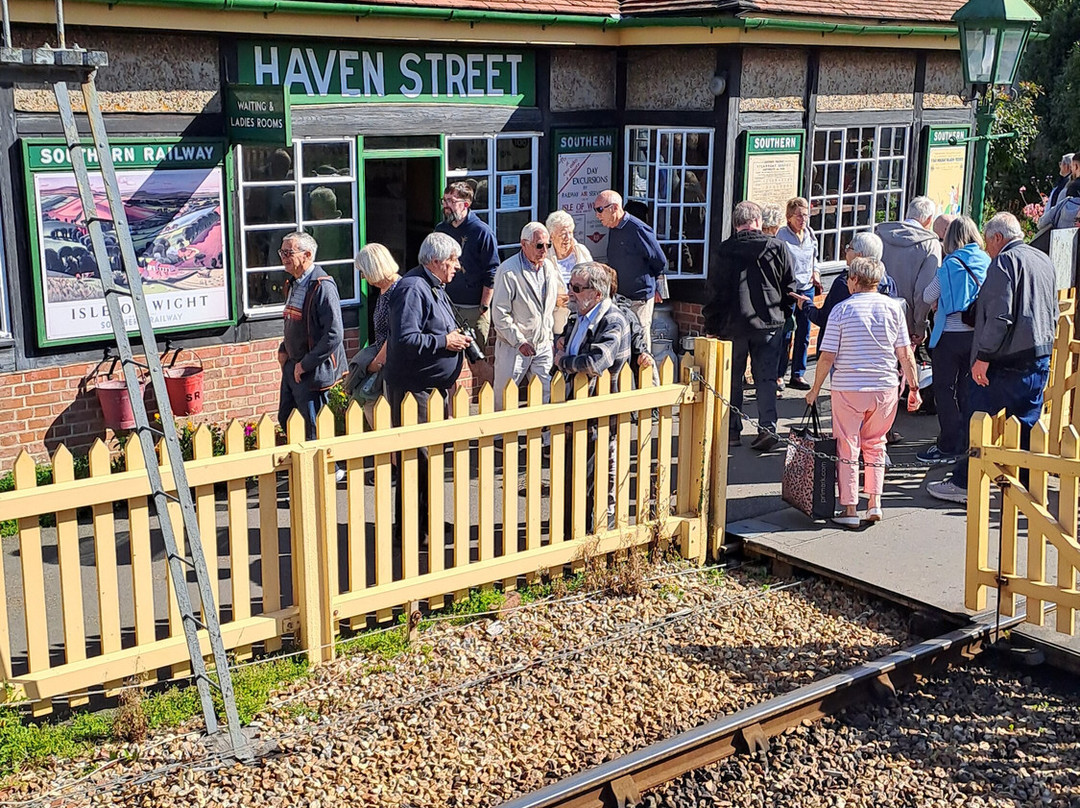 怀特岛蒸汽火车-Wootton必去景点