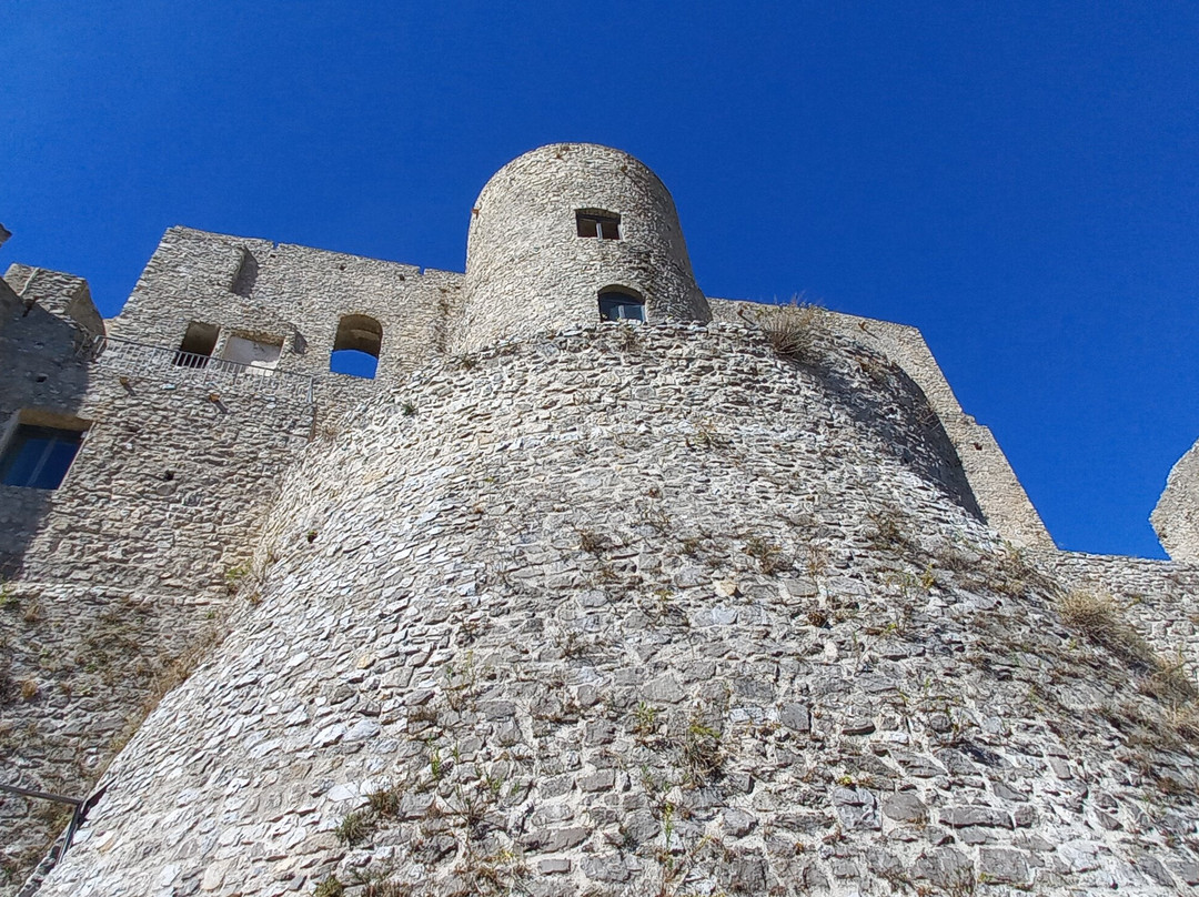 Castello di Morano Calabro-Morano Calabro必去景点