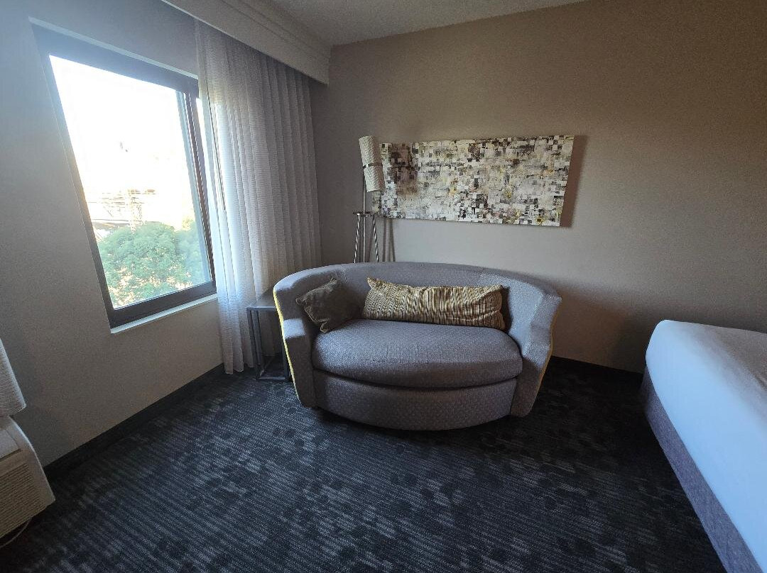 Courtyard by Marriott Cincinnati Covington主图