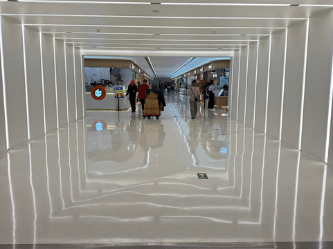 武汉国际广场购物中心-武汉市必去景点