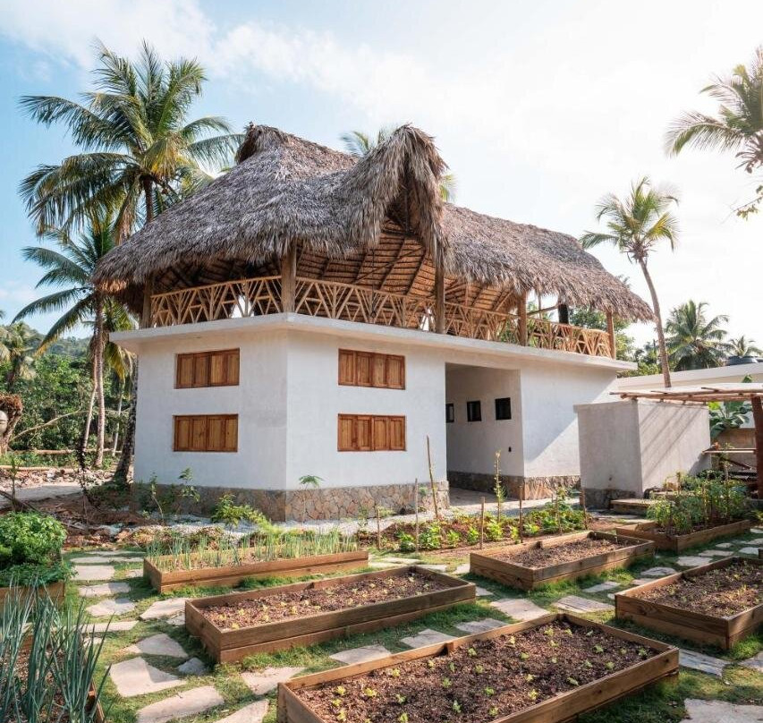Leisy's Garden Hostel & Rooms