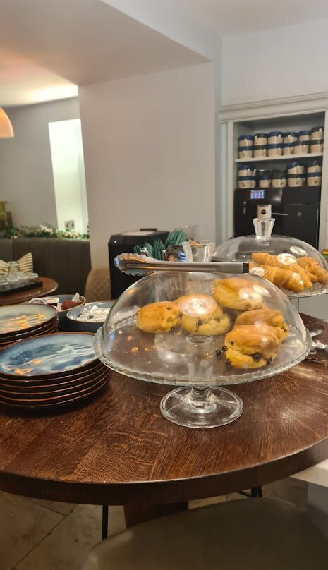 Bridge House Hotel主图