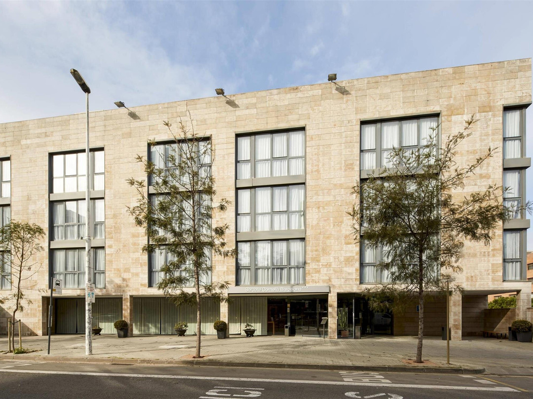 Sant Boi de Llobregat酒店住宿-新罕布什尔州科尔内拉酒店