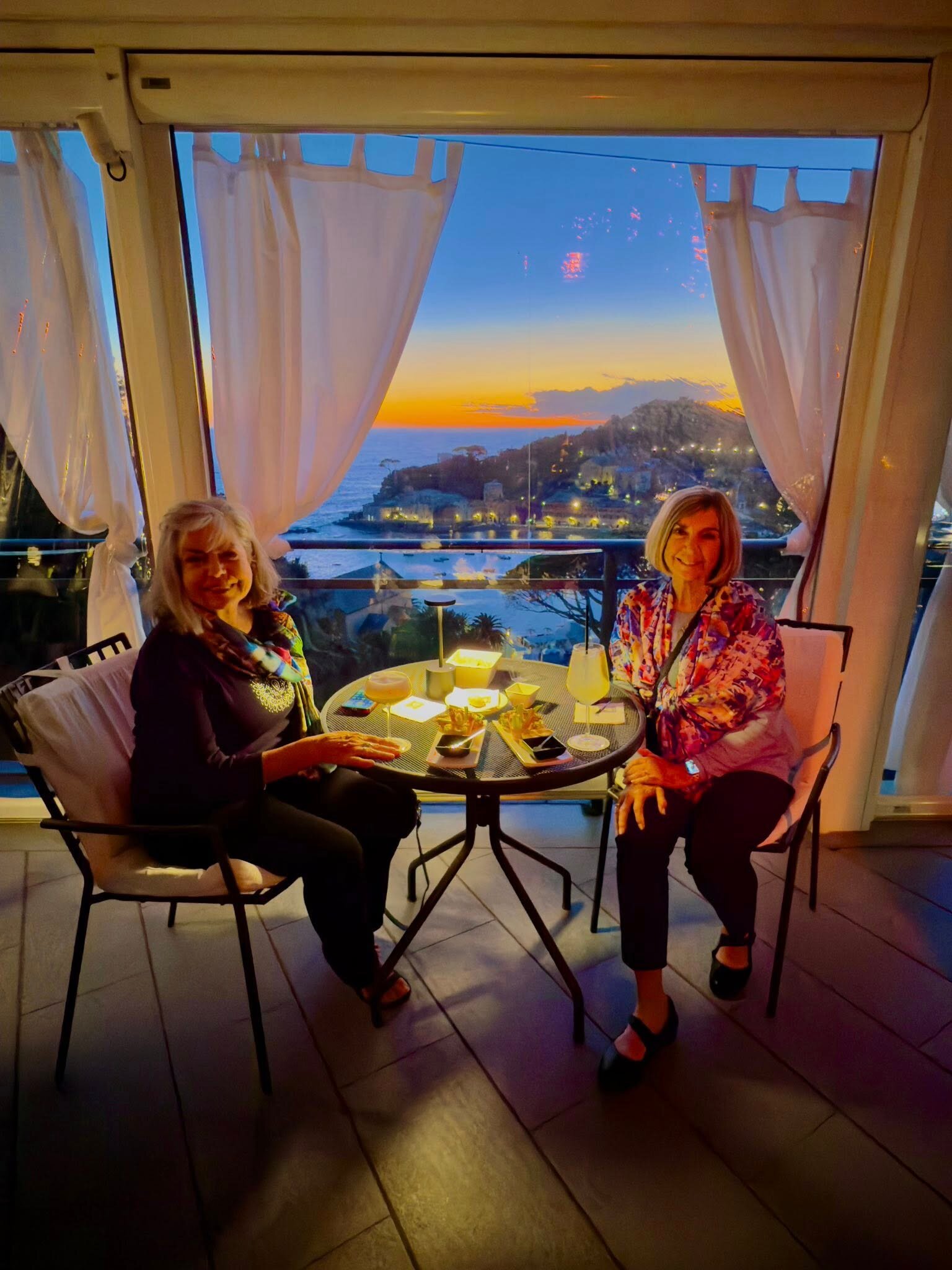 Hotel Vis à Vis-官方