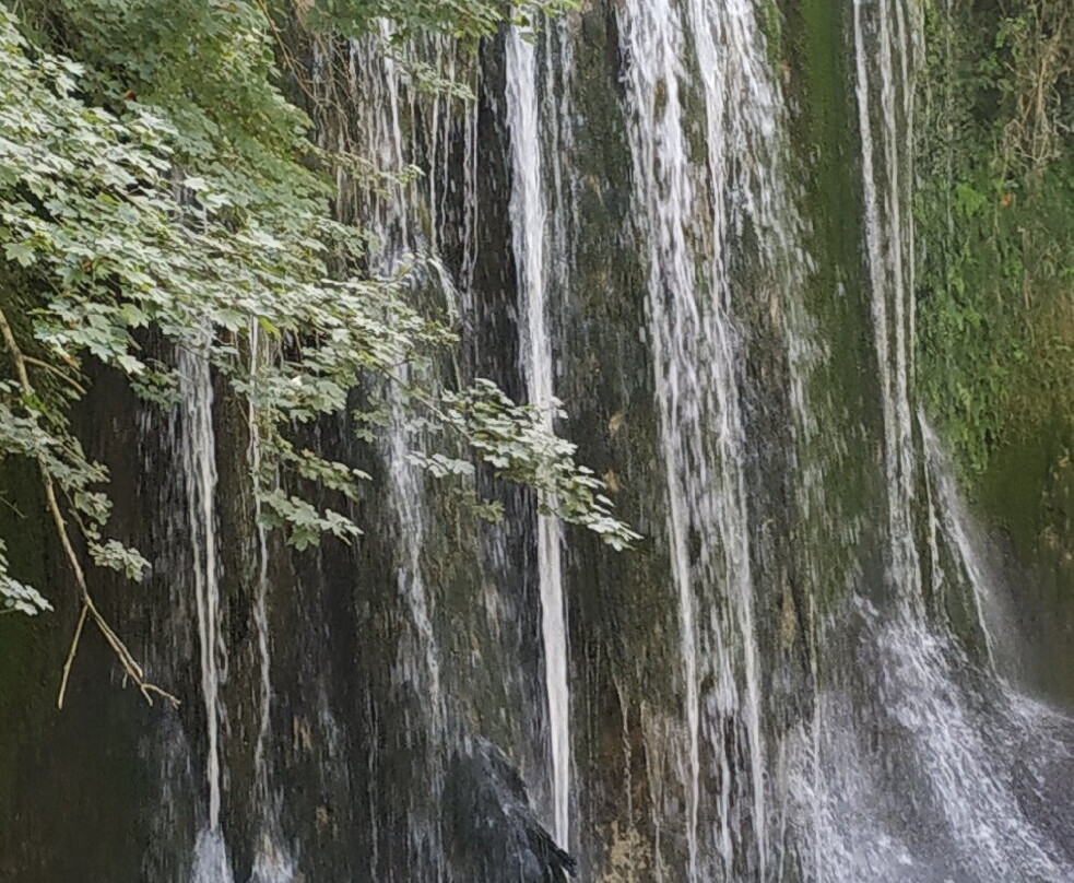 Le Cascatelle di Sarnano-Romani必去景点