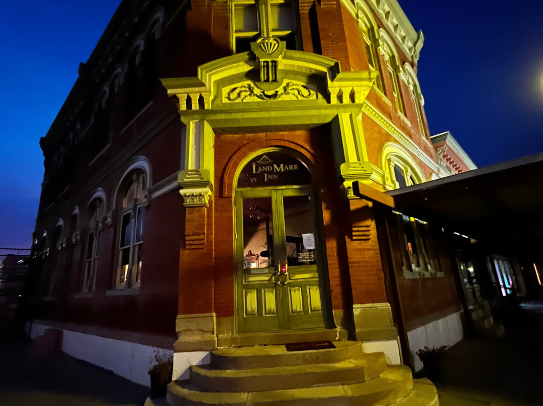 LandMark Inn主图