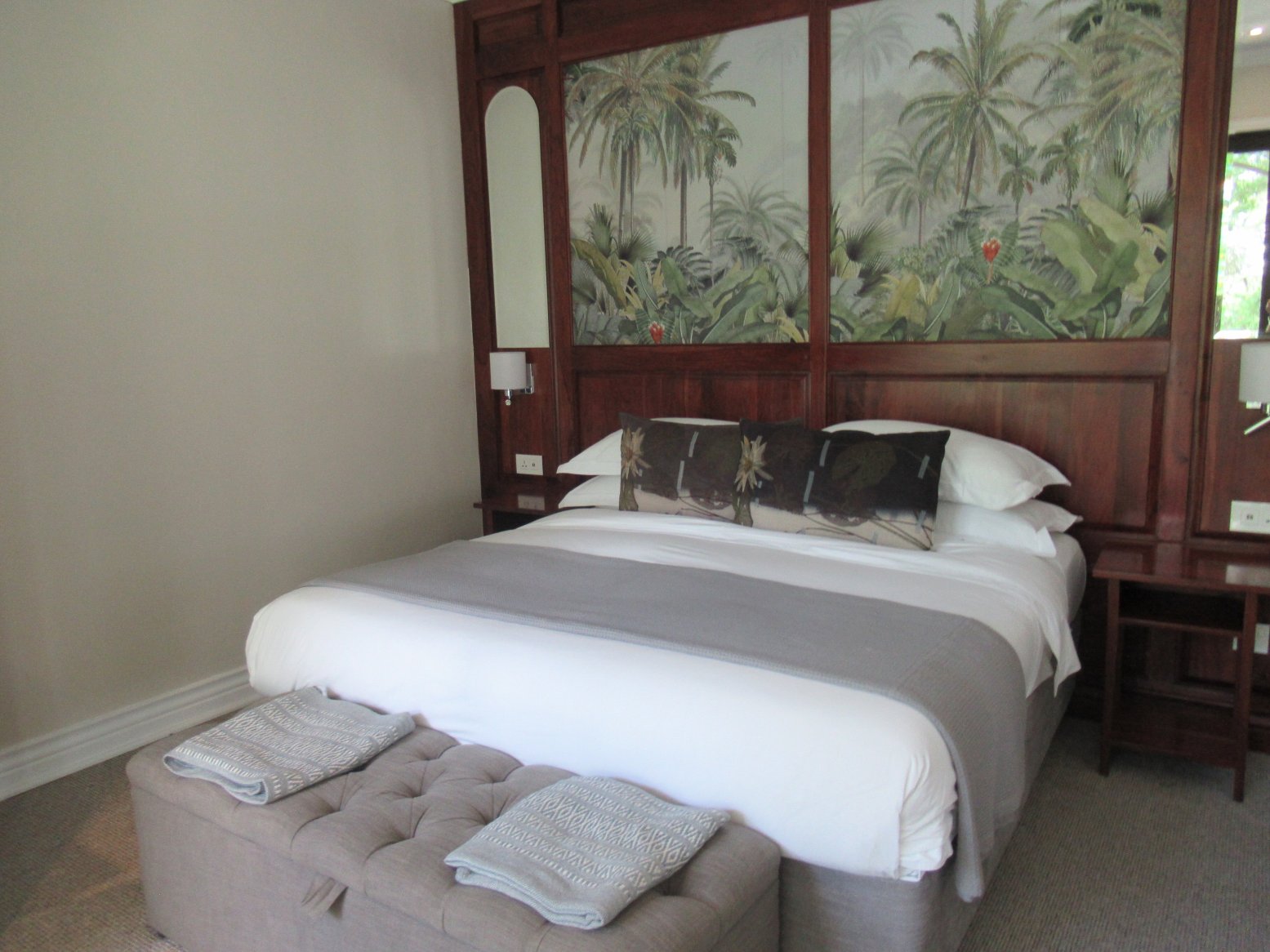 棕榈河酒店-客卧
