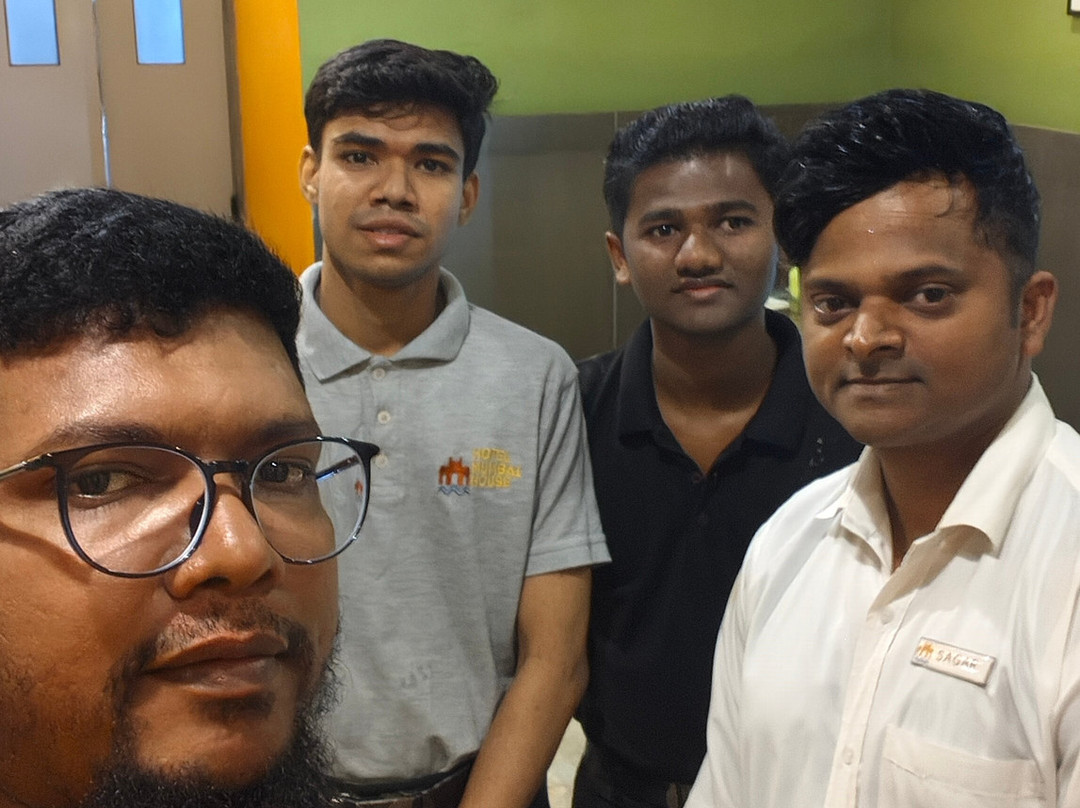 Hotel Mumbai House, Airoli主图