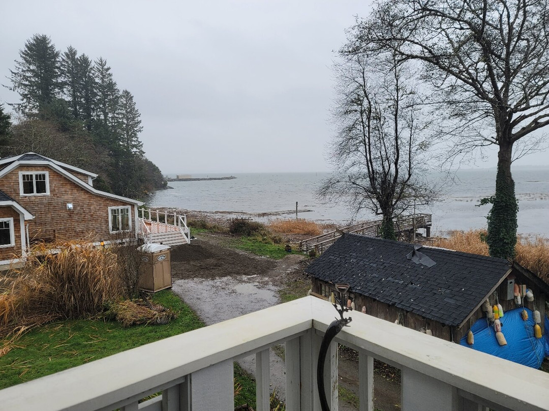 Baker Bay Retreat主图