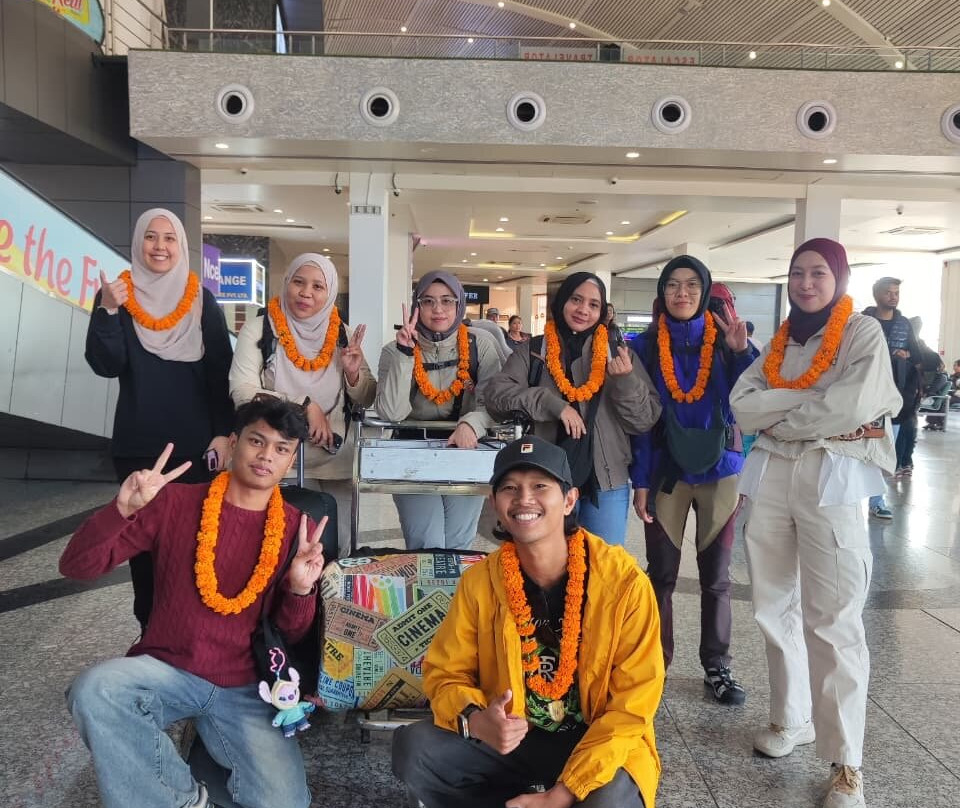 Mountain World Treks - Day Tours-加德满都必去景点