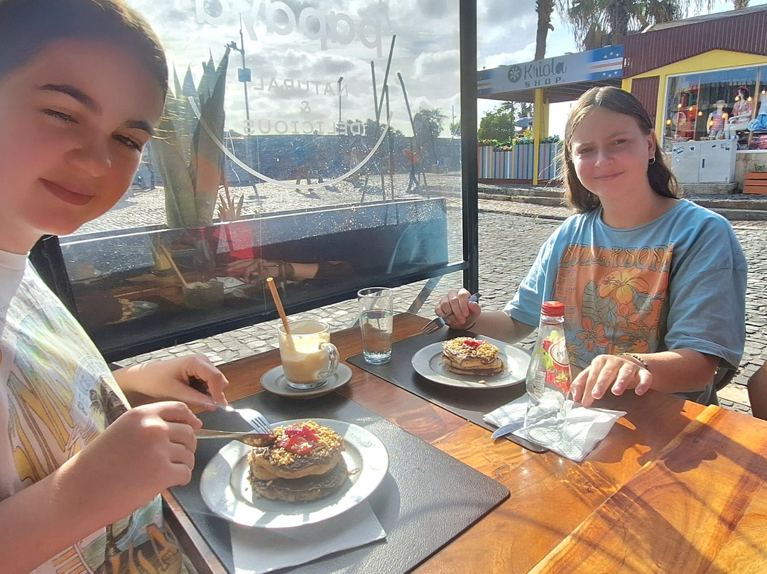 Papaya Cafe Cabo Verde