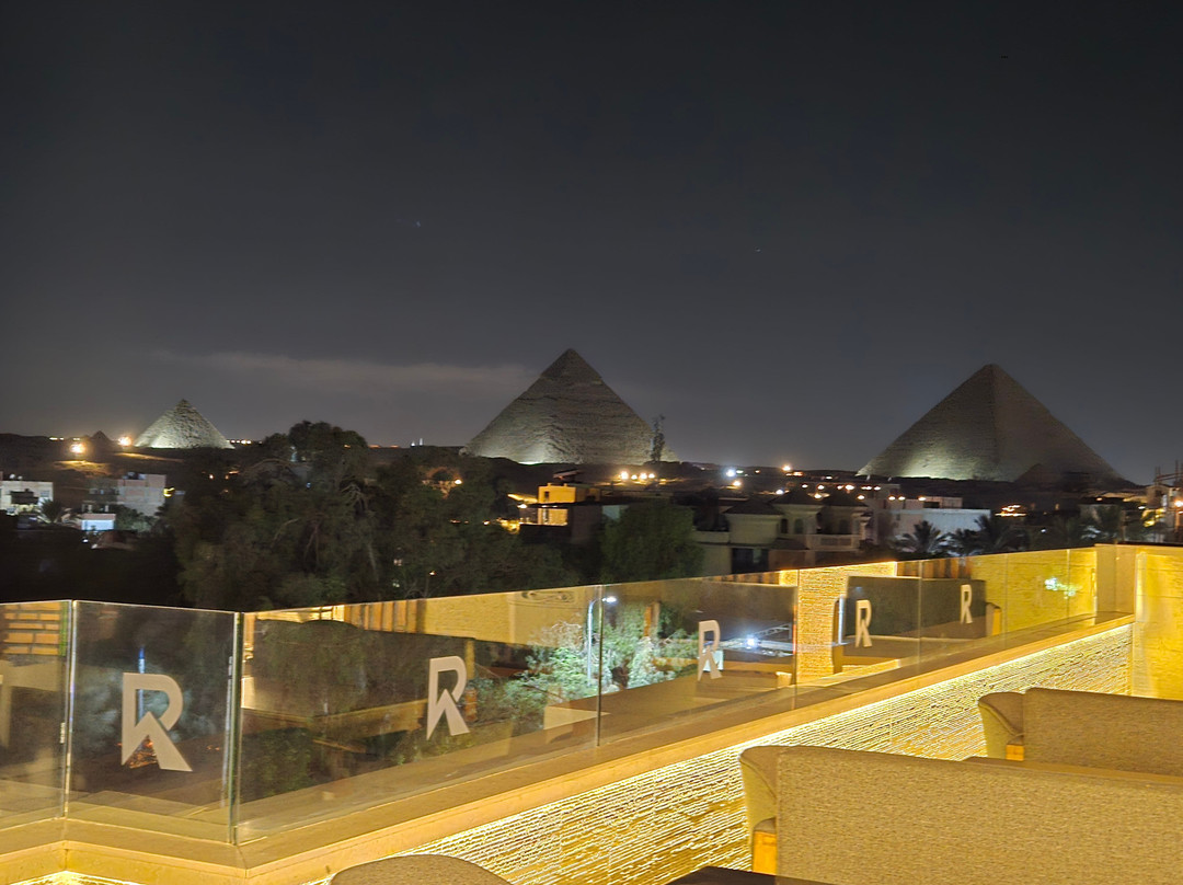 Remal Pyramids Hotel