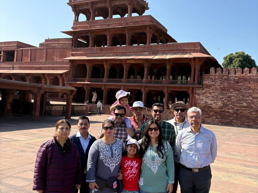 Chirag Tours-阿格拉必去景点