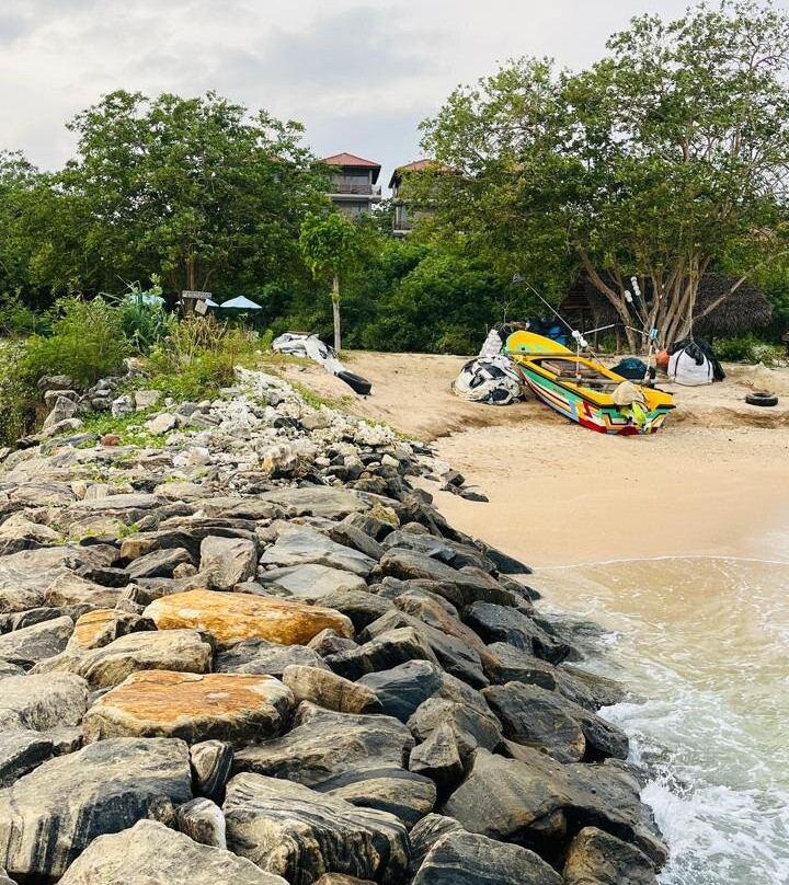 安纳塔亚海滩酒店主图