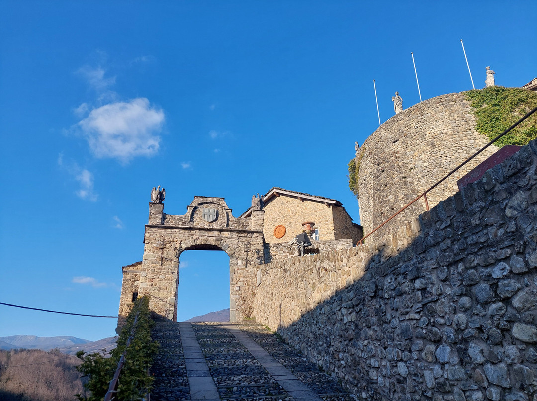 Compiano Castle-Compiano必去景点