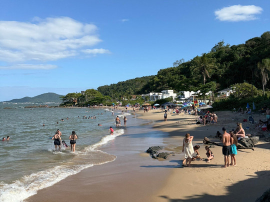 Praia Bacia Da Vovo-佩尼亚必去景点