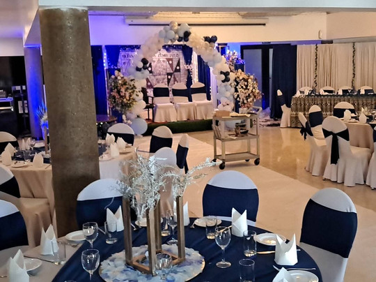 塔努阿海滨酒店主图