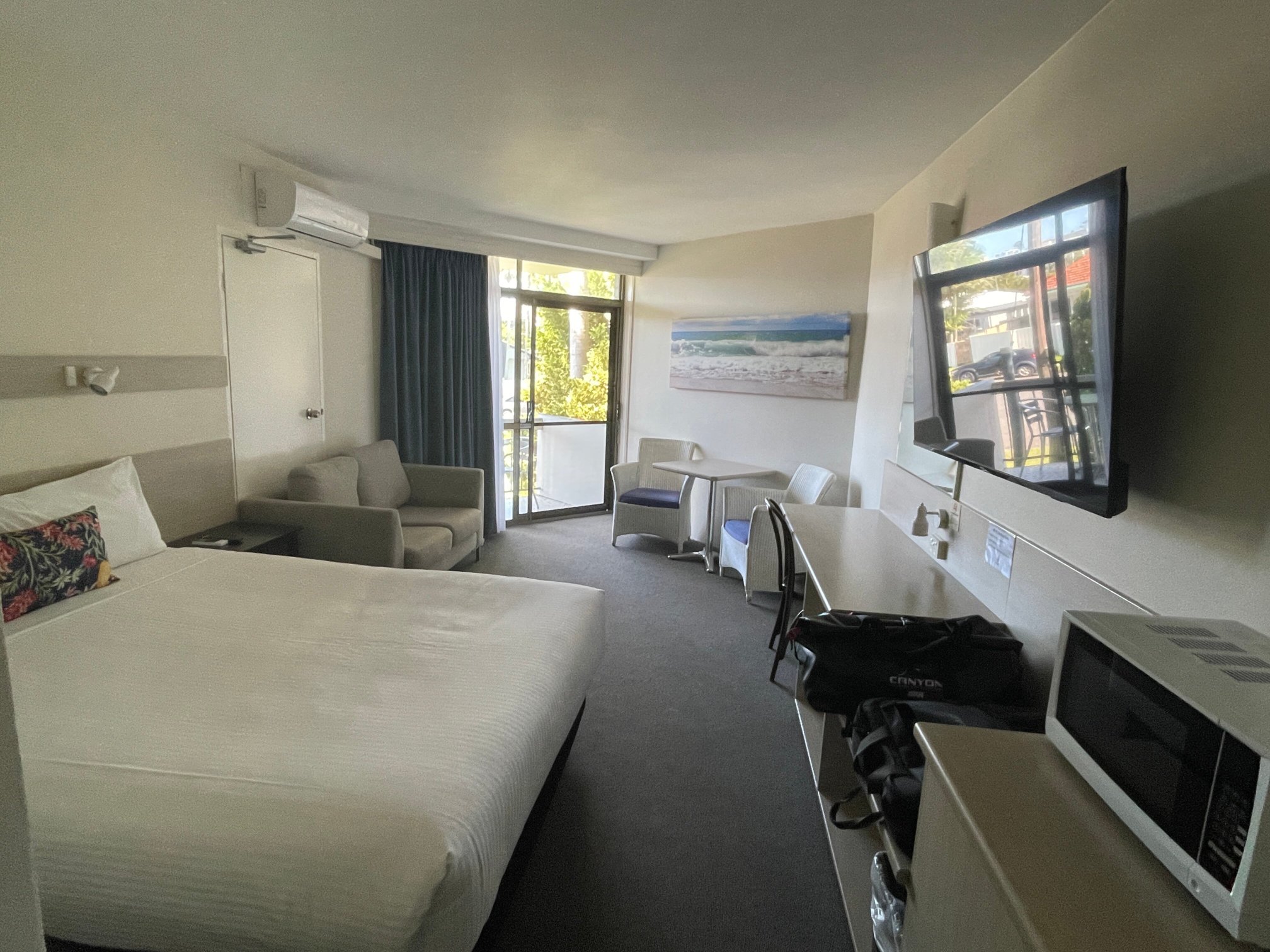 东港汽车酒店-客卧