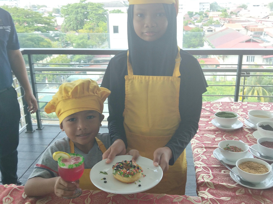 Golden Tulip Pontianak主图