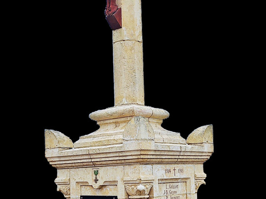 Eglise Saint Laurent-Le Fenouiller必去景点