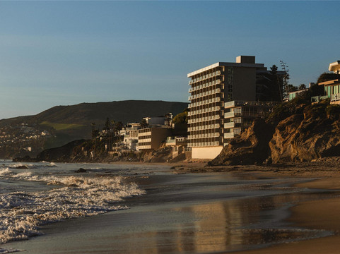 海浪金沙度假酒店主图