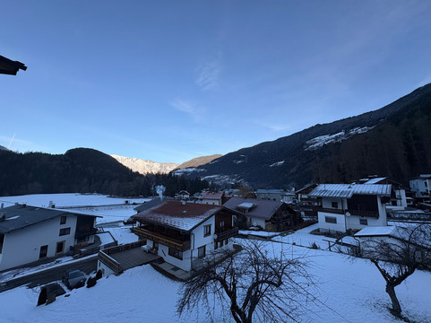 哈比彻霍夫酒店主图