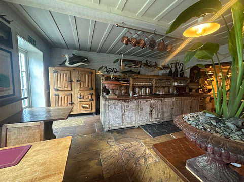 Colerne酒店住宿-力推鲁德洛大楼酒店