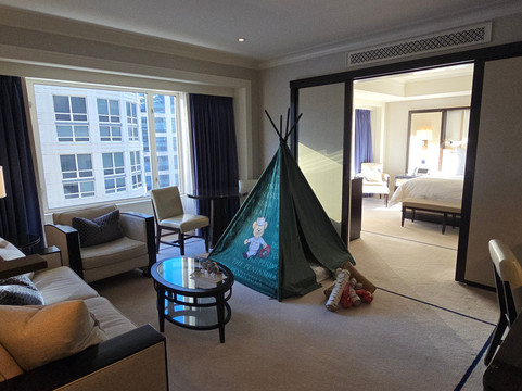 芝加哥半岛酒店主图