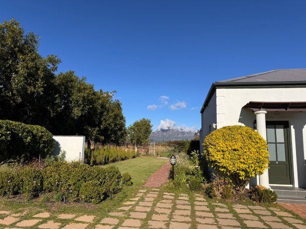 Huguenot House-官方