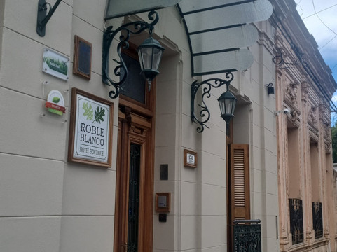 罗布布兰科酒店主图