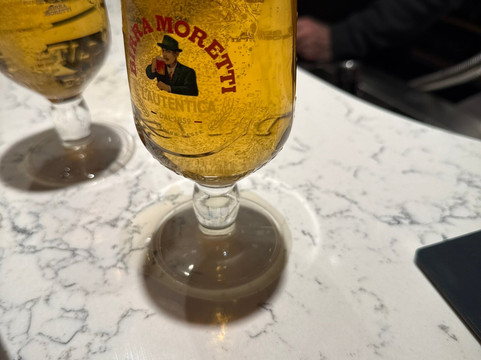 No1 Lounge at Luton Airport-卢顿必去景点