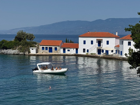 Tzasteni-Milina必去景点