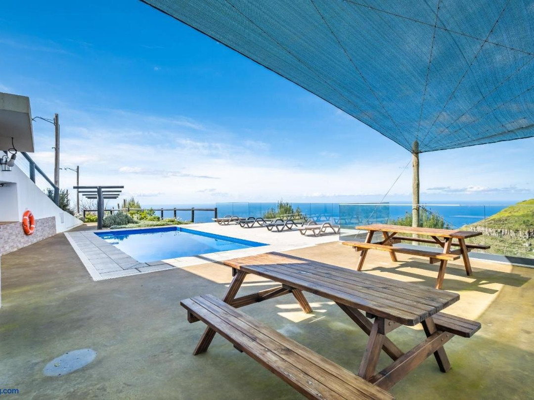 Ocean Panorama Apartments by Homie