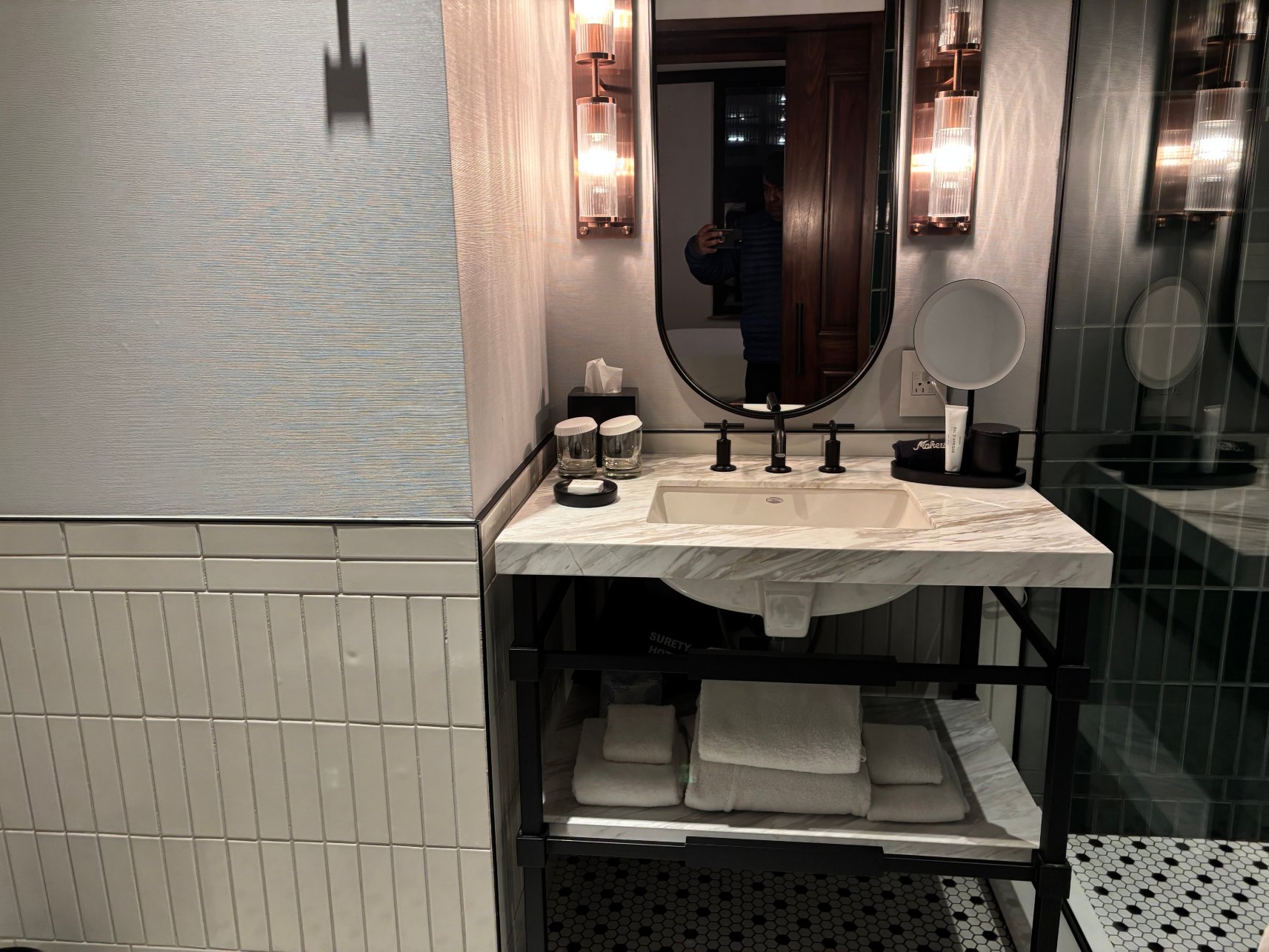 安提酒店，傲途格精选-浴室