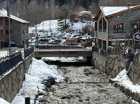 圣戈塔尔酒店主图