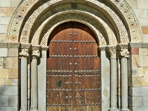 Iglesia de San Andres-阿维拉必去景点