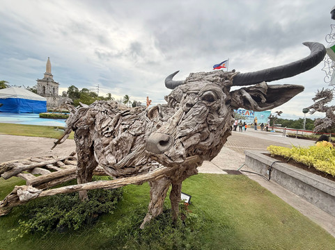 Lapu Lapu Monument-拉普拉普必去景点