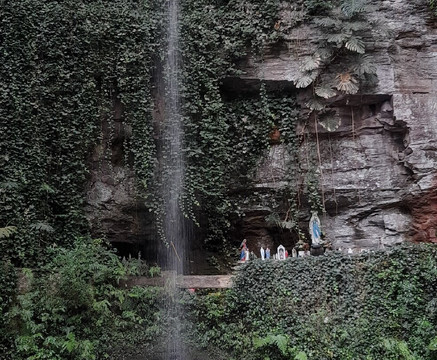 Gruta Nossa Senhora de Lourdes-Urubici必去景点