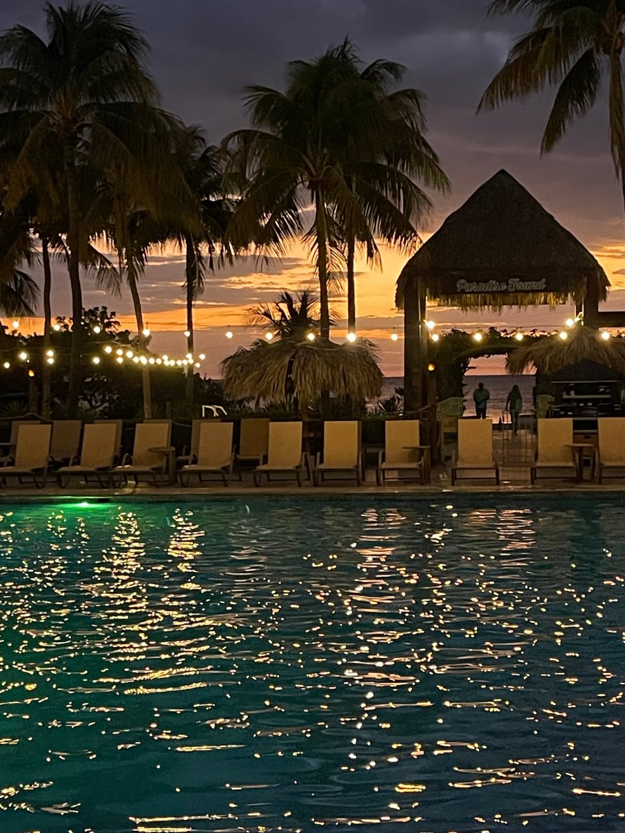 玛格丽塔维尔海滩度假村-泳池