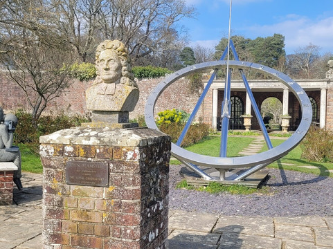 Herstmonceux Castle-Hailsham必去景点