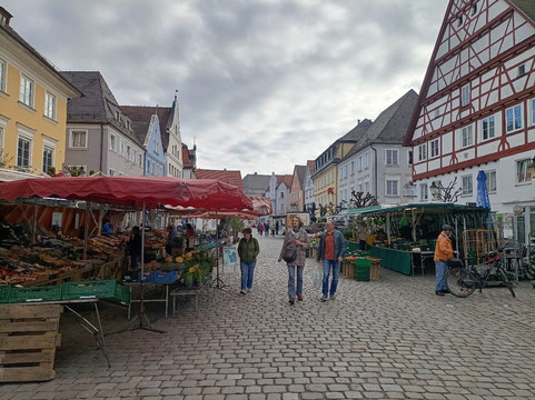 Günzburger Wochenmarkt-茨堡必去景点