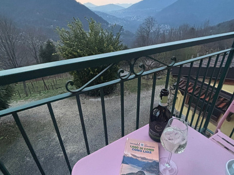 阿尔玛尼奇农庄酒店主图