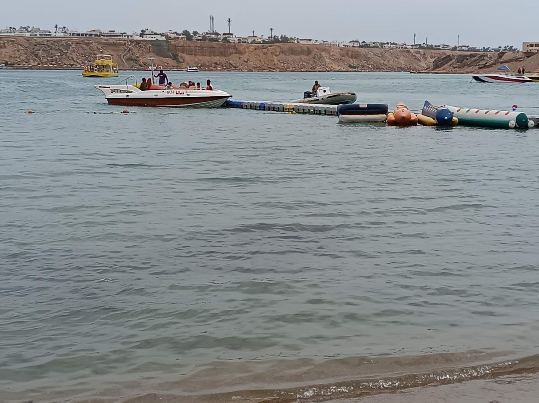 绿松石海滩酒店主图